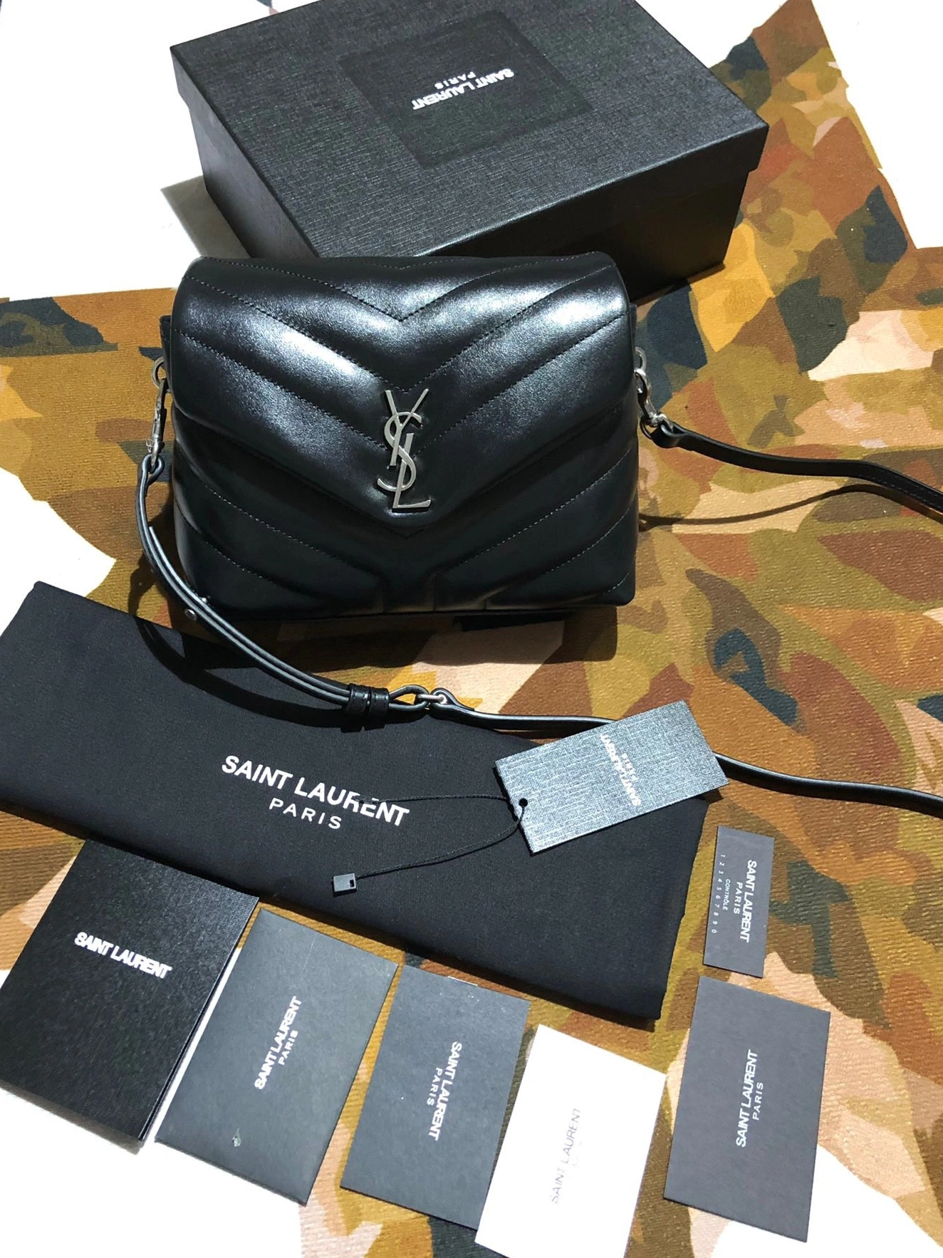 YSL LOULOU TOY 0715